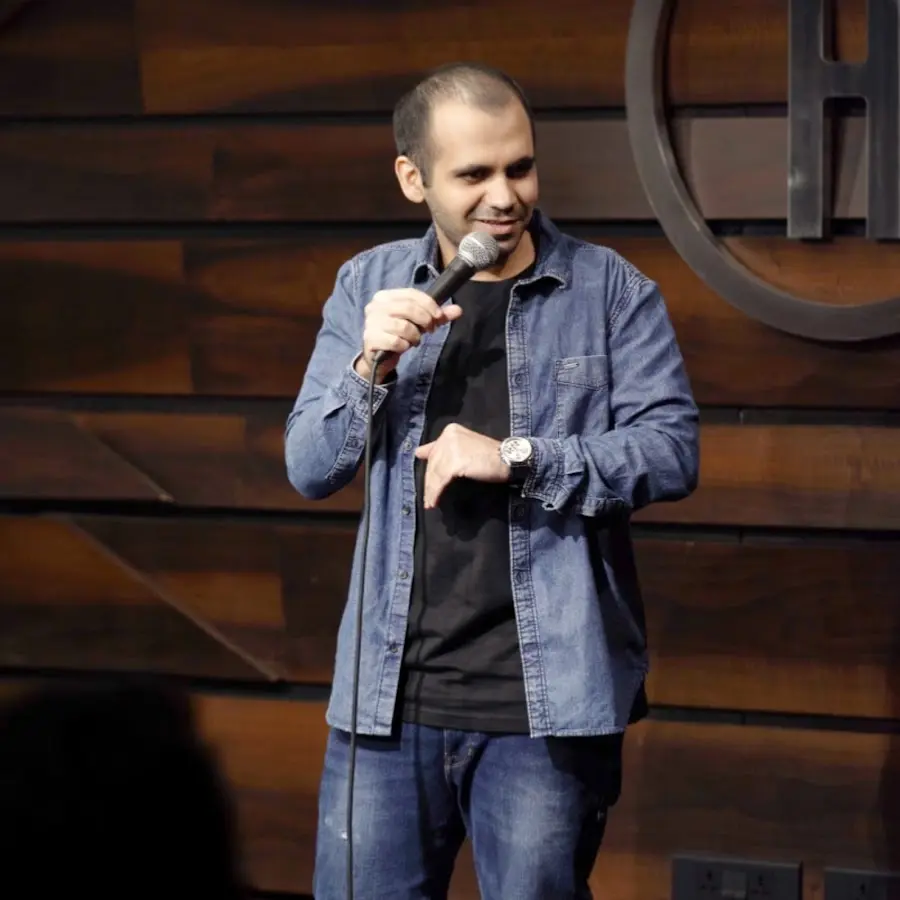 indian-comedian-starting-with-b-brownpant
